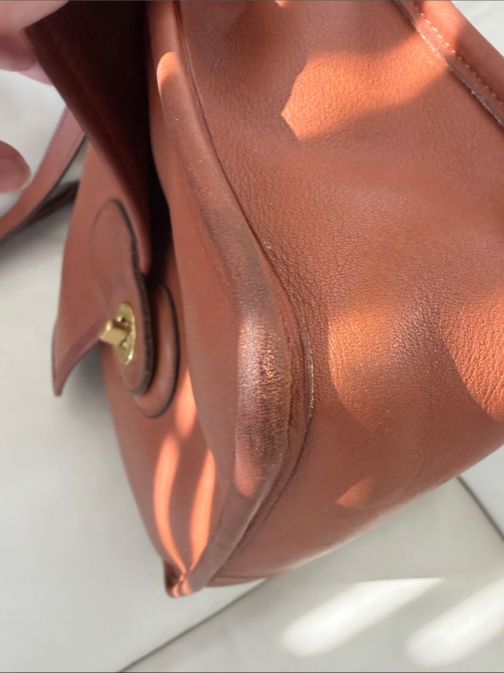 Coach vintage Willis Bag in British Tan from 1997, with dust bag. - Picture 14 of 15